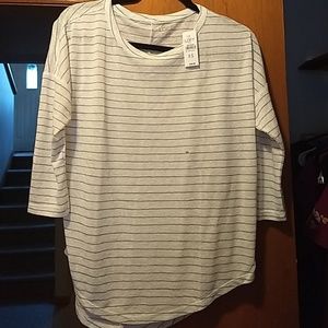 Brand new 3/4 sleeve shirt